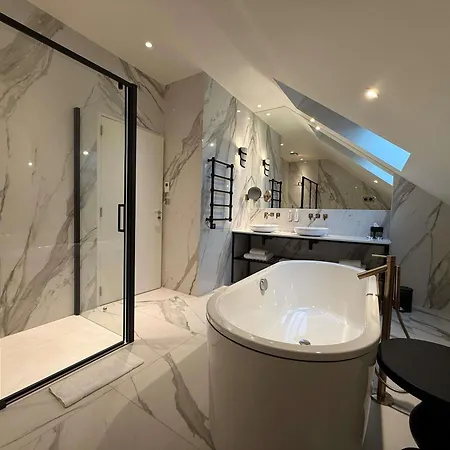 La Licorne & - Mgallery Collection 5* Troyes