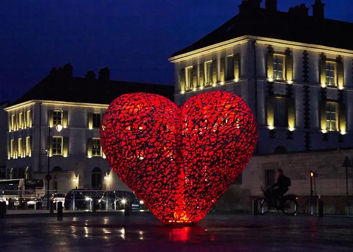 La Licorne & - Mgallery Collection 5* Troyes